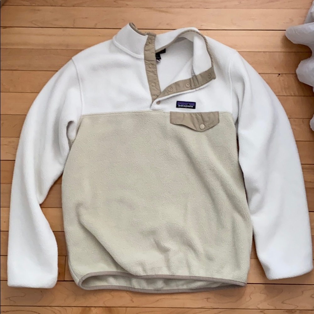white and cream Patagonia fleece